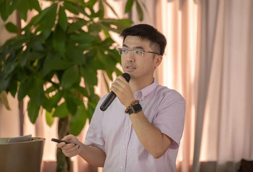 ҩ��ѧ���߼����κ���һ��ʿ