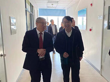 ÆÖ¶«ÐÂÇø¹ÜС¾ü¸±Çø³¤Ò»ÐÐ10ÓàÈËݰÁÙÃÀ¸ß÷ÏÖ³¡µ÷ÑÐCROÊг¡¼°¹«Ë¾ÒµÌ¬