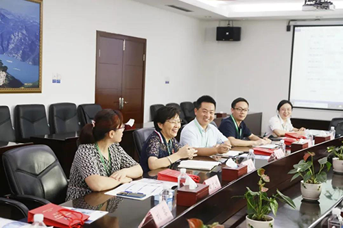 �˲��˸�ҩҵ���ܲá��ܹ���ʦ�������������Ʒ���������������������������������б������õ�