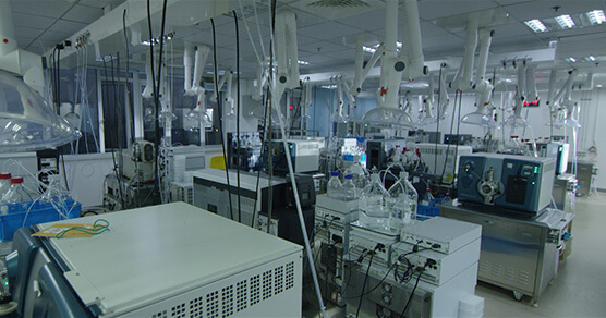 ҩ��ʵ����