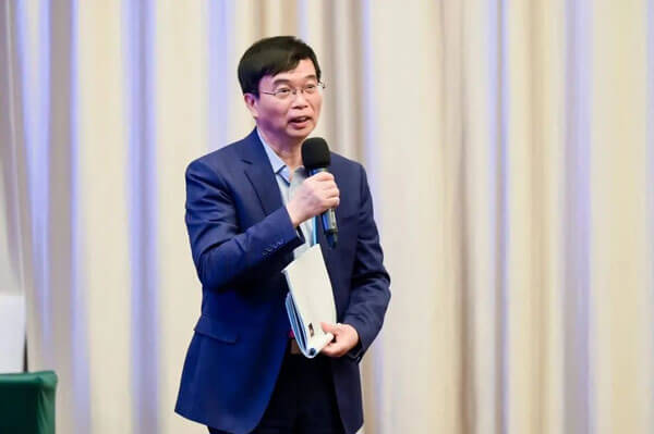 ÃÀ¸ß÷Ê×ϯ¿ÆÑ§¹ÙÅíË«Çå½ÌÊÚ.jpg ÃÀ¸ß÷Ê×ϯ¿ÆÑ§¹ÙÅíË«Çå½ÌÊÚ.jpg