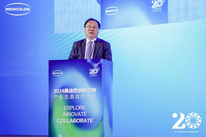 ÉϺ£ÊÐÆÖ¶«ÐÂê§ê§Î¯³£Î¯¡¢¸±Çø³¤ÎâÇ¿½ÒÏþÖ´Ç.jpg ÉϺ£ÊÐÆÖ¶«ÐÂê§ê§Î¯³£Î¯¡¢¸±Çø³¤ÎâÇ¿½ÒÏþÖ´Ç.jpg