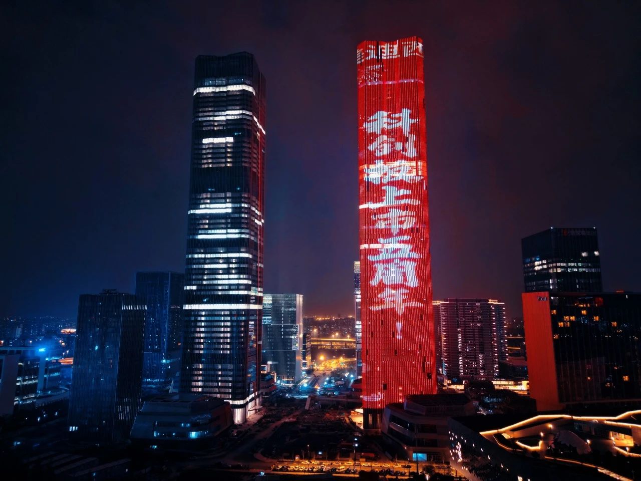 �����Ž�����������÷����20���������������꣨�ڸ���������Ƭ��