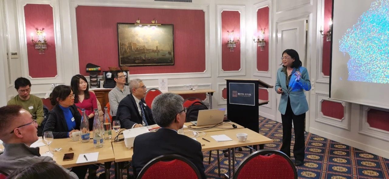 ��ʿ��������ҽҩ��˾ SunRegen Healthcare AG ����ϯ��ѧ�Ҷ���첩ʿ